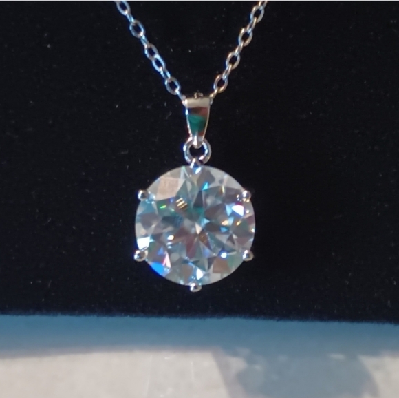 π10ct t.w Moissanite Diamond - Picture 12 of 17